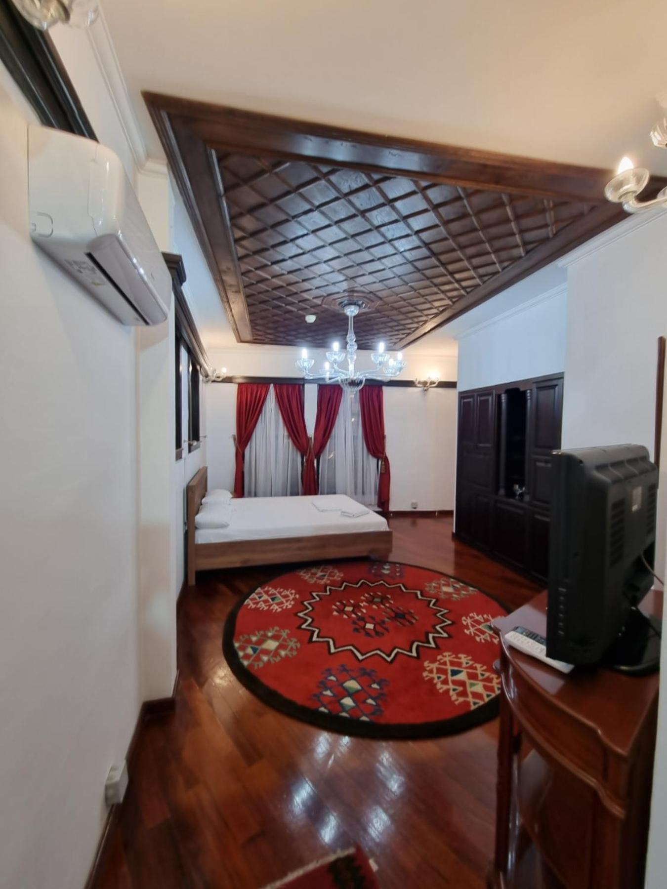 Sv Sofija Old Town Aparthotel *