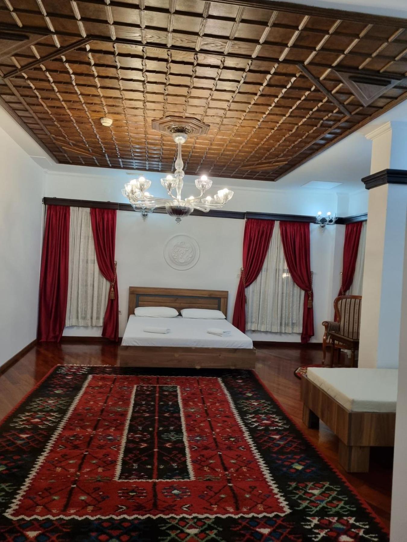 Sv Sofija Old Town Ξενοδοχείο με διαμερίσματα *
