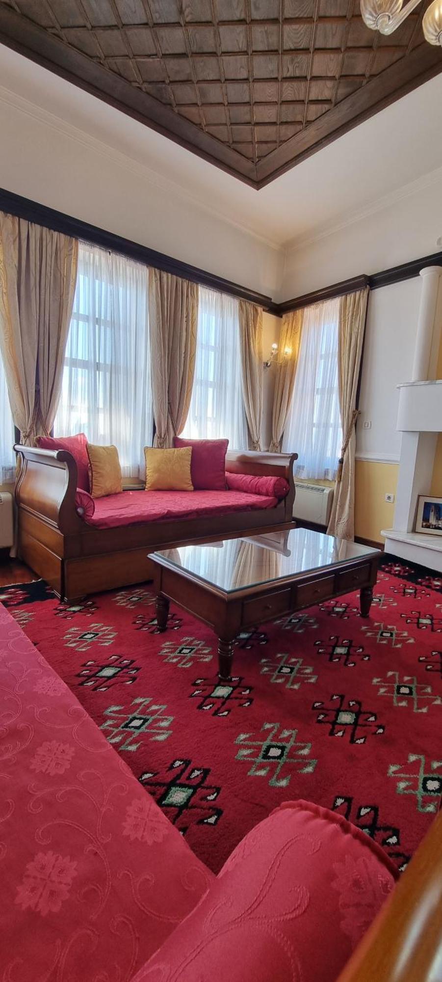 Sv Sofija Old Town Aparthotel