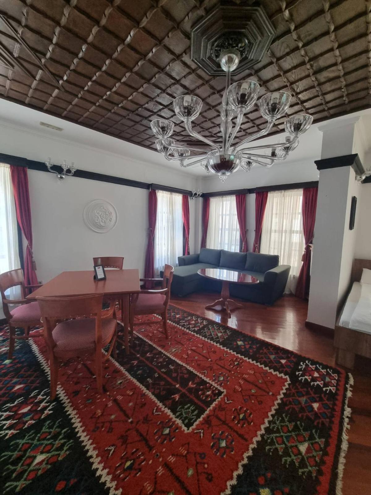 Sv Sofija Old Town Ξενοδοχείο με διαμερίσματα